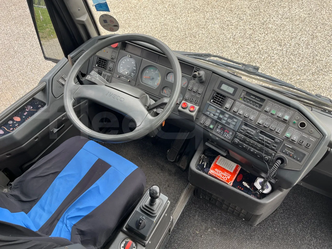 Iveco Fiat 380E 1238 HD TR55 - Euro 2 - 276 KW - 12 mt - buttons panels on