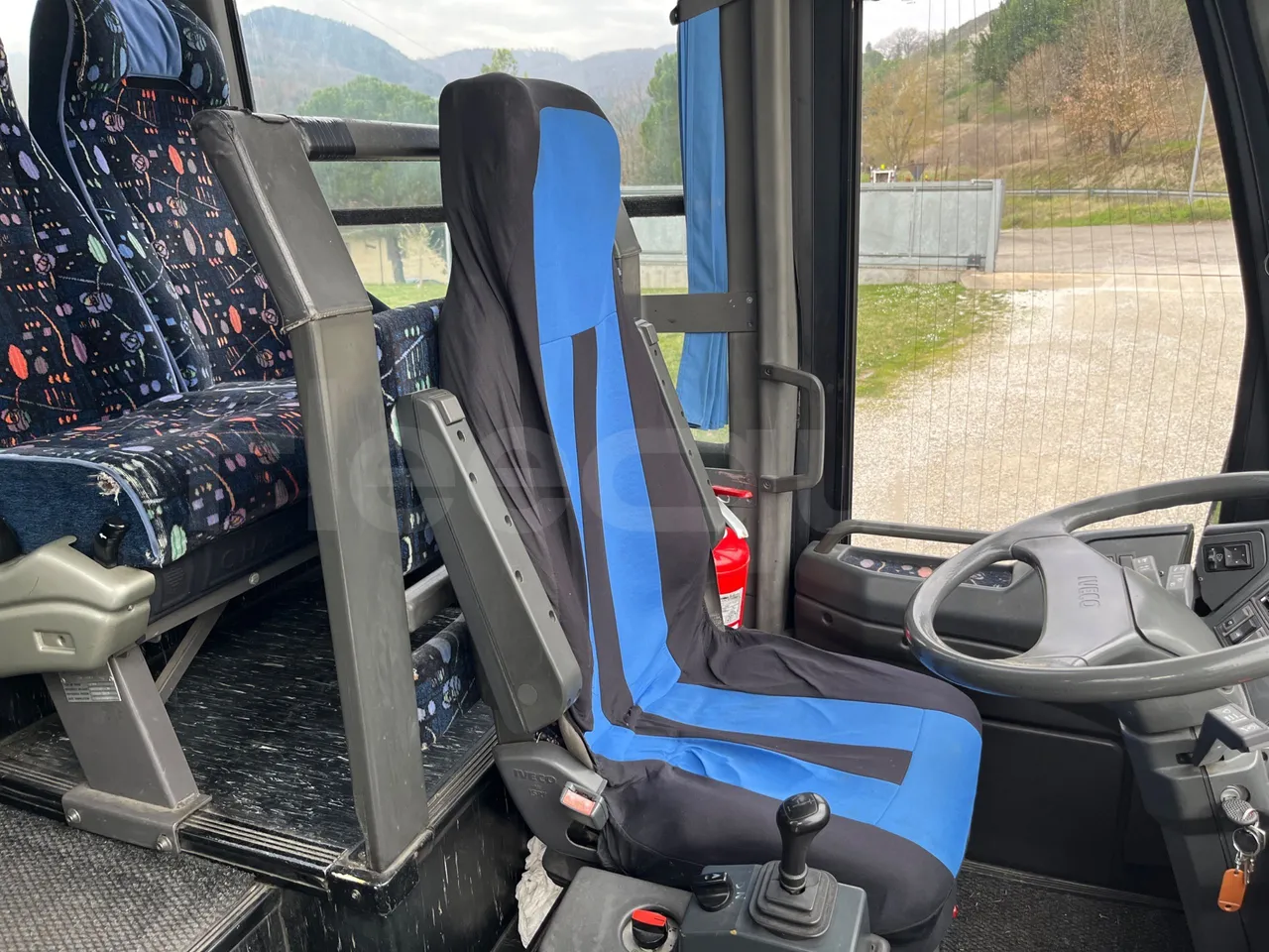 Iveco Fiat 380E 1238 HD TR55 - Euro 2 - 276 KW - 12 mt - driver's seat photo