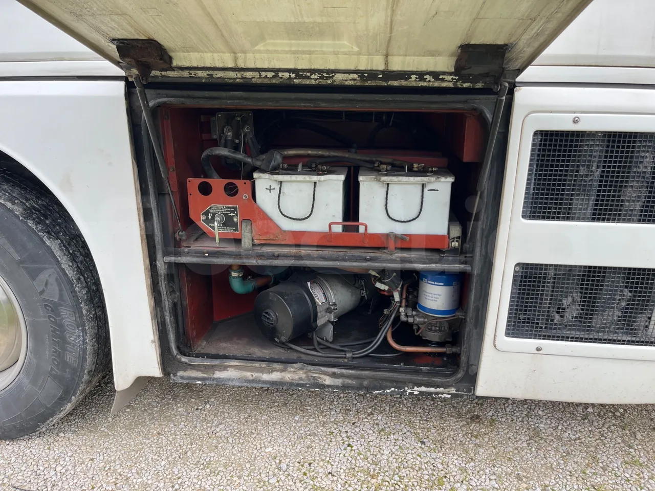 Iveco Fiat 380E 1238 HD TR55 - Euro 2 - 276 KW - 12 mt - external compartments photo