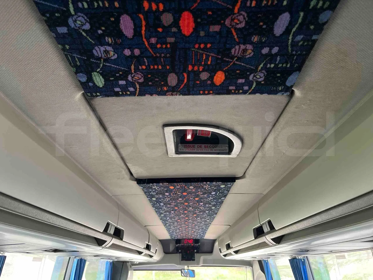 Iveco Fiat 380E 1238 HD TR55 - Euro 2 - 276 KW - 12 mt - roof hatch 2