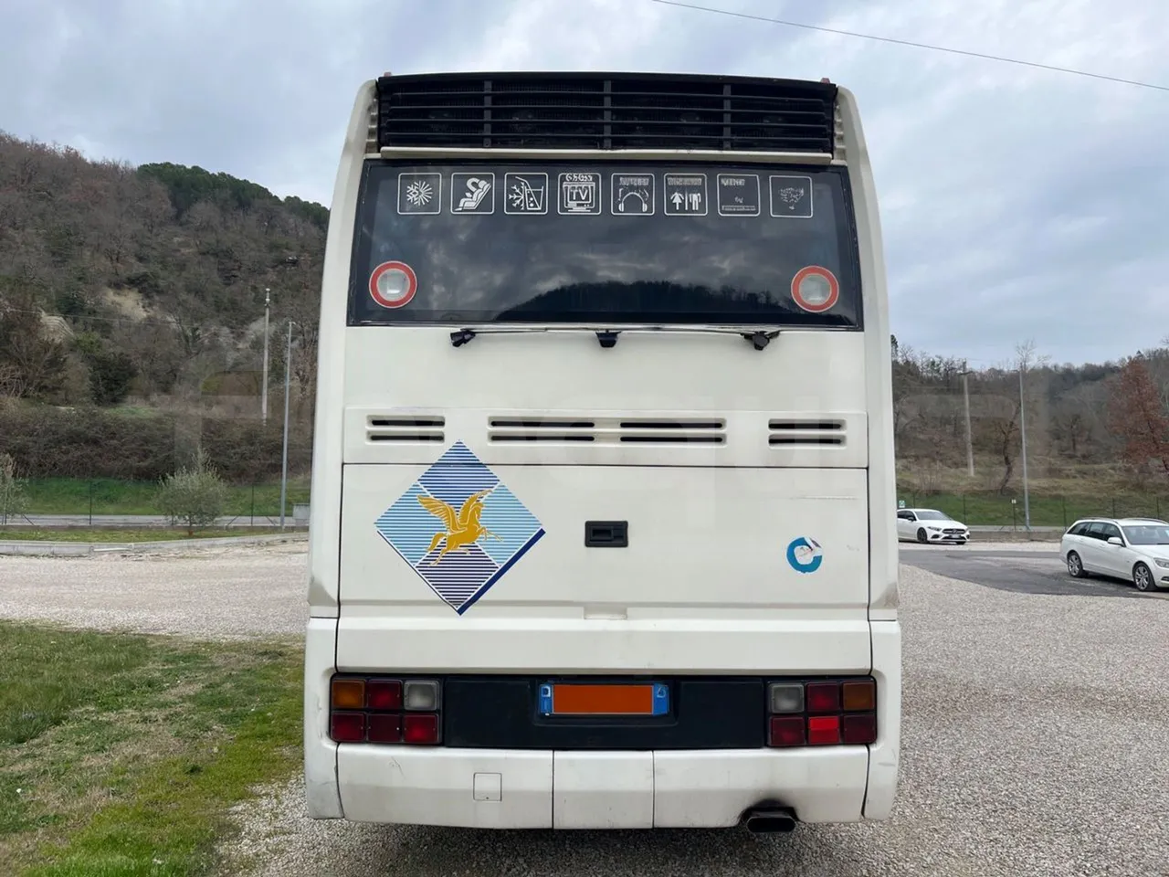 Iveco Fiat 380E 1238 HD TR55 - Euro 2 - 276 KW - 12 mt - rear hatch closed