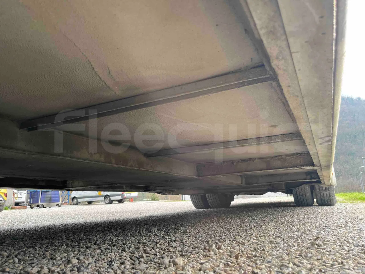 Iveco Fiat 380E 1238 HD TR55 - Euro 2 - 276 KW - 12 mt - central undercarriage photo