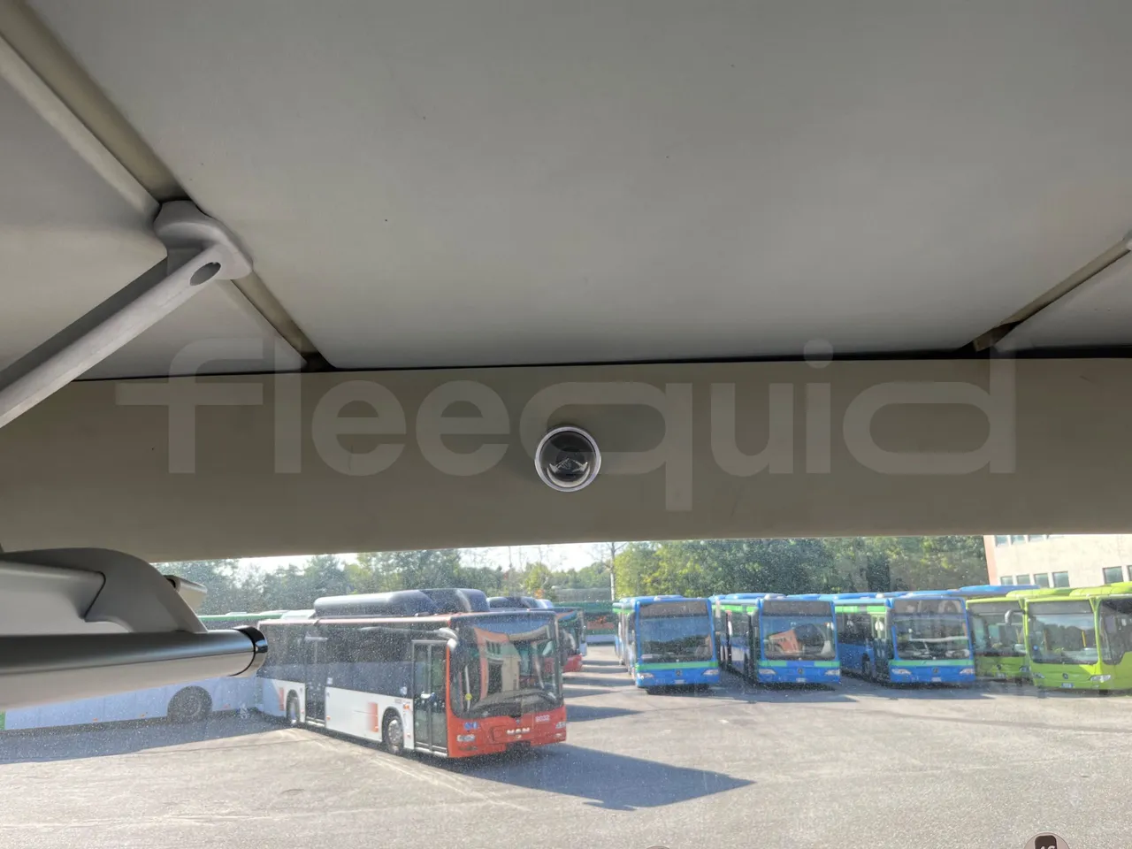 Mercedes-Benz Integro E5 4 - EUR5 - 220kW - 12.14m - camera accessories photo