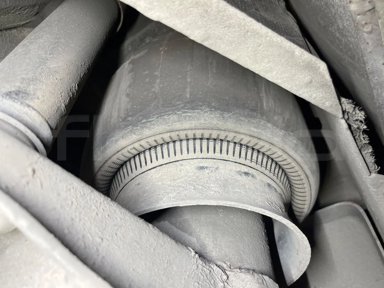 Mercedes-Benz Integro E5 4 - EUR5 - 220kW - 12.14m - axel 2 air springs 2 left