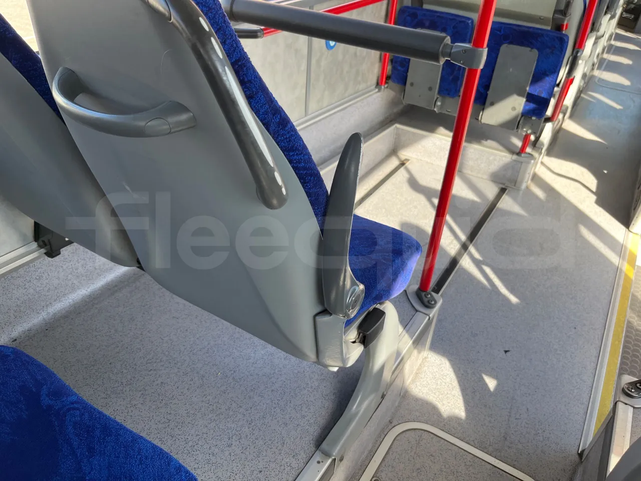 Mercedes-Benz Integro E5 4 - EUR5 - 220kW - 12.14m - armrest detail photo
