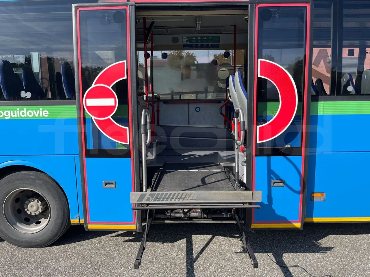 Mercedes-Benz Integro E5 4 - EUR5 - 220kW - 12.14m - platform open photo