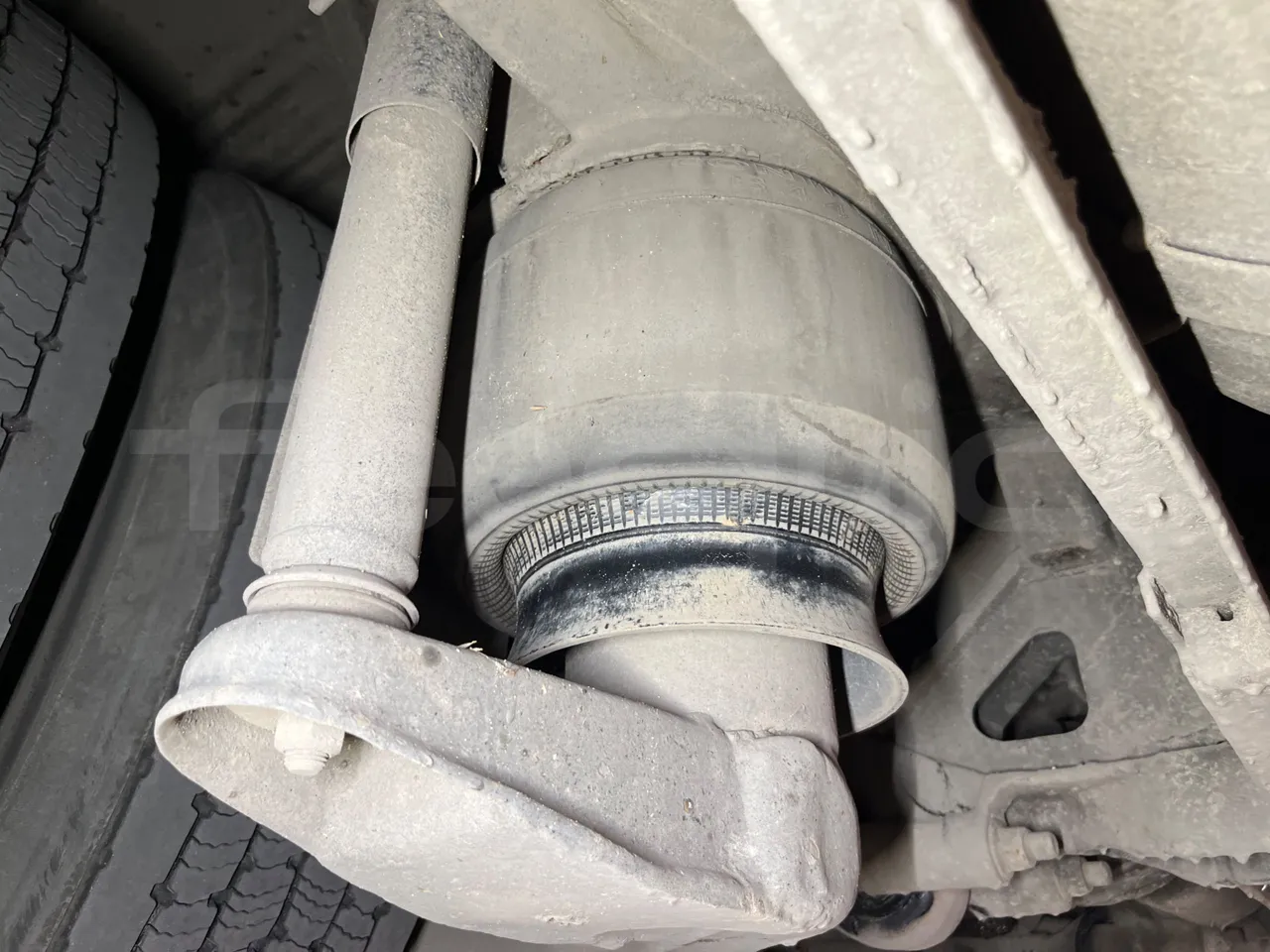 Mercedes-Benz Integro E5 4 - EUR5 - 220kW - 12.14m - axle 2 shock absorbers 2 left