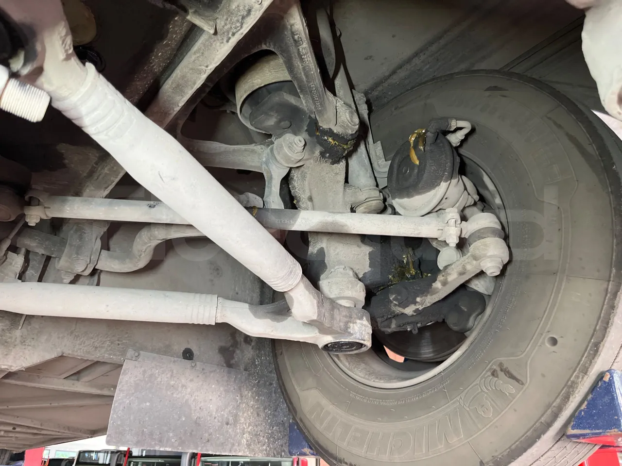 Mercedes-Benz Integro E5 4 - EUR5 - 220kW - 12.14m - front axle left side