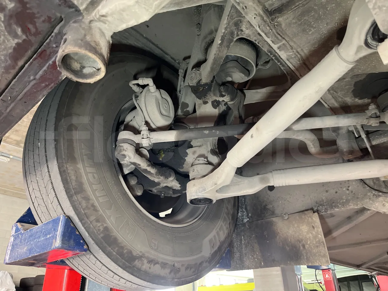 Mercedes-Benz Integro E5 4 - EUR5 - 220kW - 12.14m - front axle right side