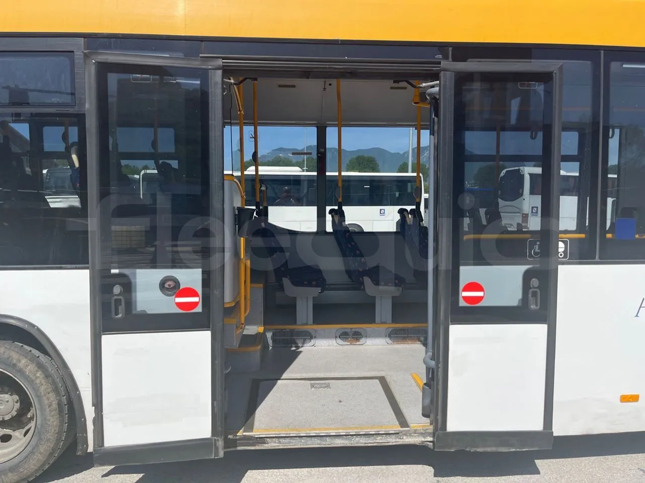 Man Lion's City T A78 - EUR4 - 191kW - 11.857m - front door 3 open (mandatory for bus to scrap)
