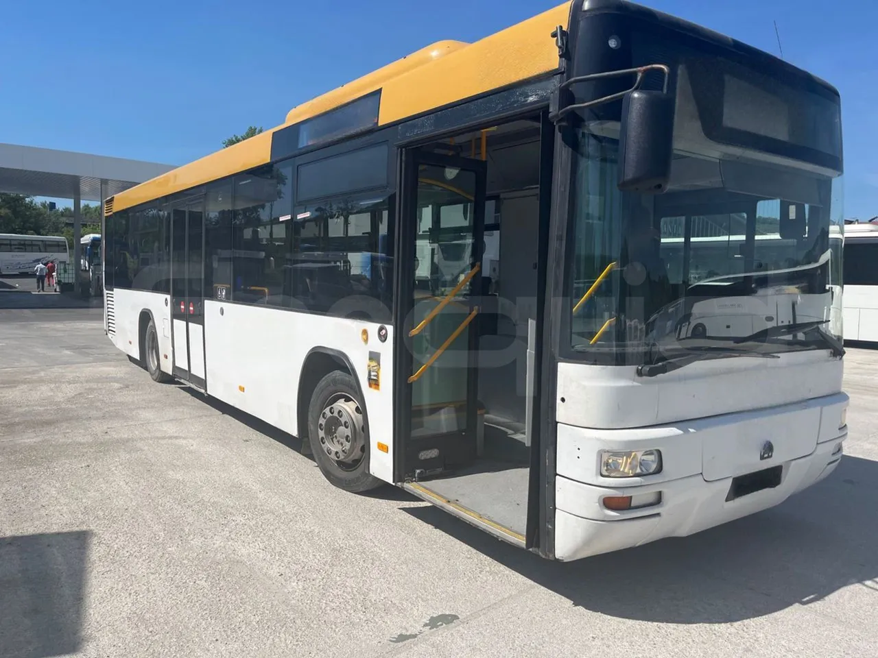 Man Lion's City T A78 - EUR4 - 191kW - 11.857m - 3/4 front right doors (mandatory for bus to scrap)