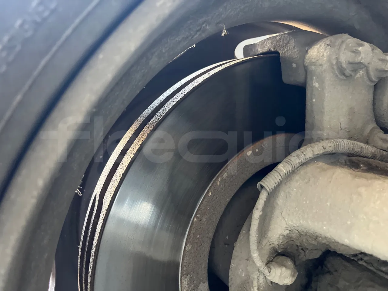 Man Lion's City T A78 - EUR4 - 191kW - 11.857m - front discs right