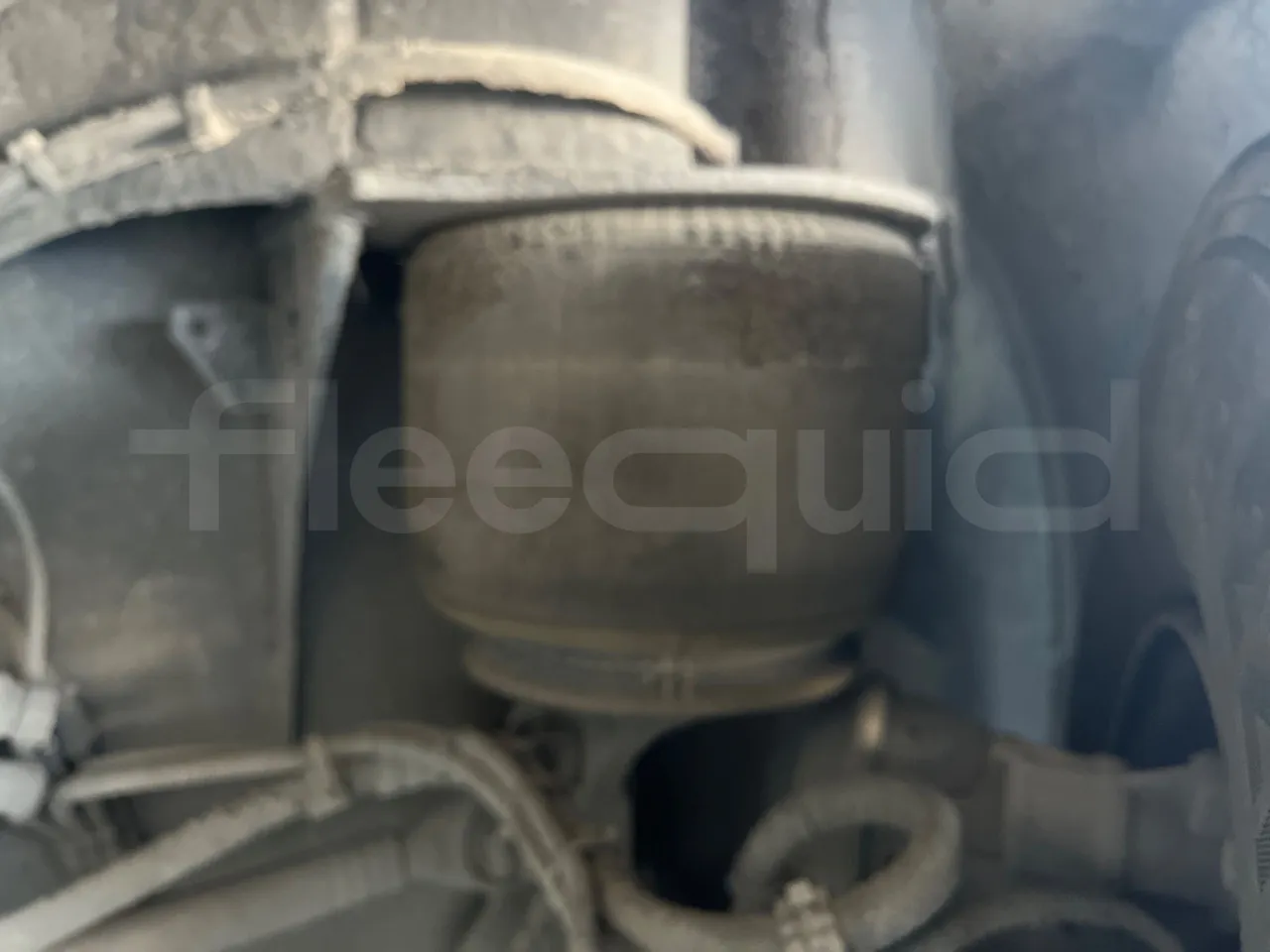 Man Lion's City T A78 - EUR4 - 191kW - 11.857m - front shock absorbers left
