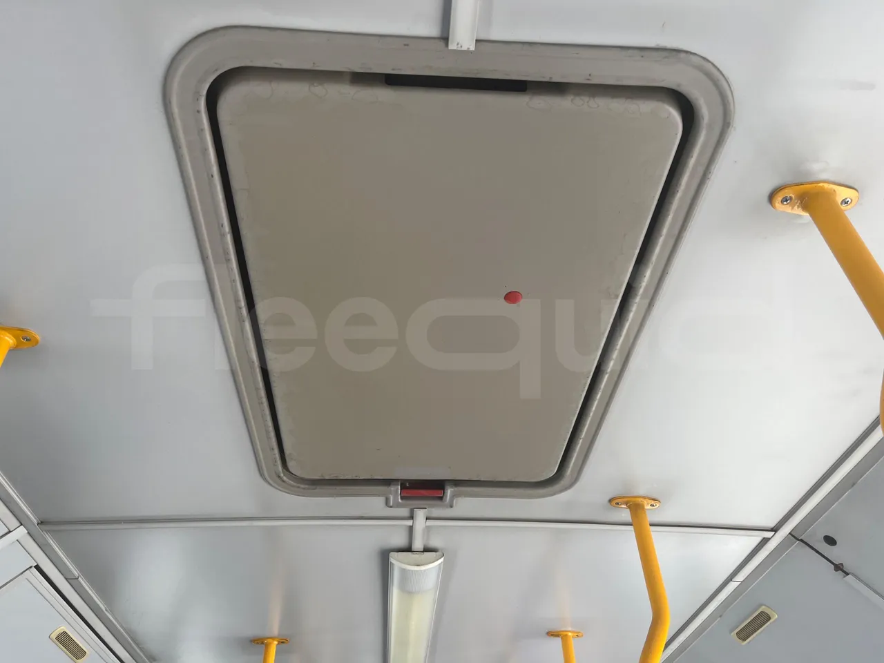 Man Lion's City T A78 - EUR4 - 191kW - 11.857m - roof hatch 1