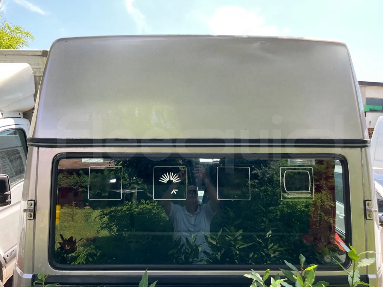 Iveco A45E12 A45 E12 90 Kw - rear hatch closed