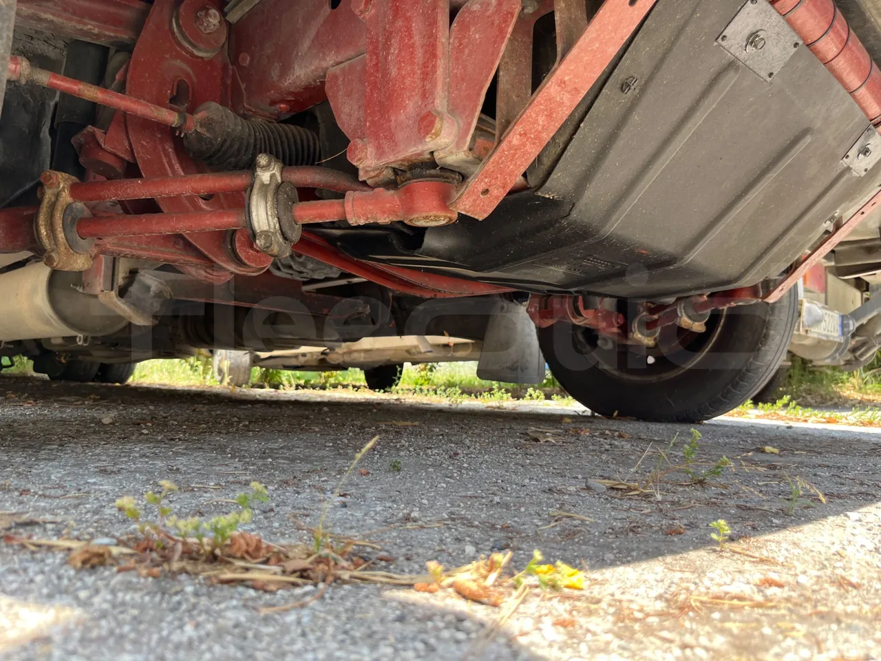 Iveco A45E12 A45 E12 90 Kw - front axle left side