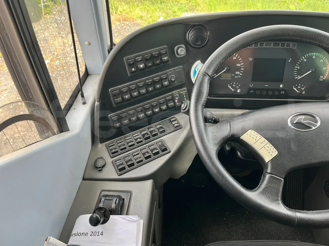 King Long XMQ6996 XMQ6996Y -EURO6 - 226kW -9,895 m - driver's seat photo