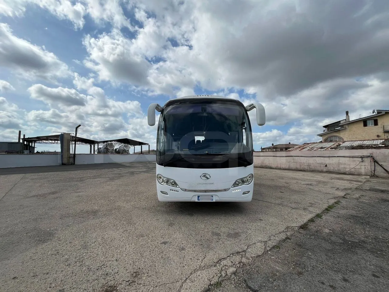 King Long XMQ6996 XMQ6996Y -EURO6 - 226kW -9,895 m - front photo