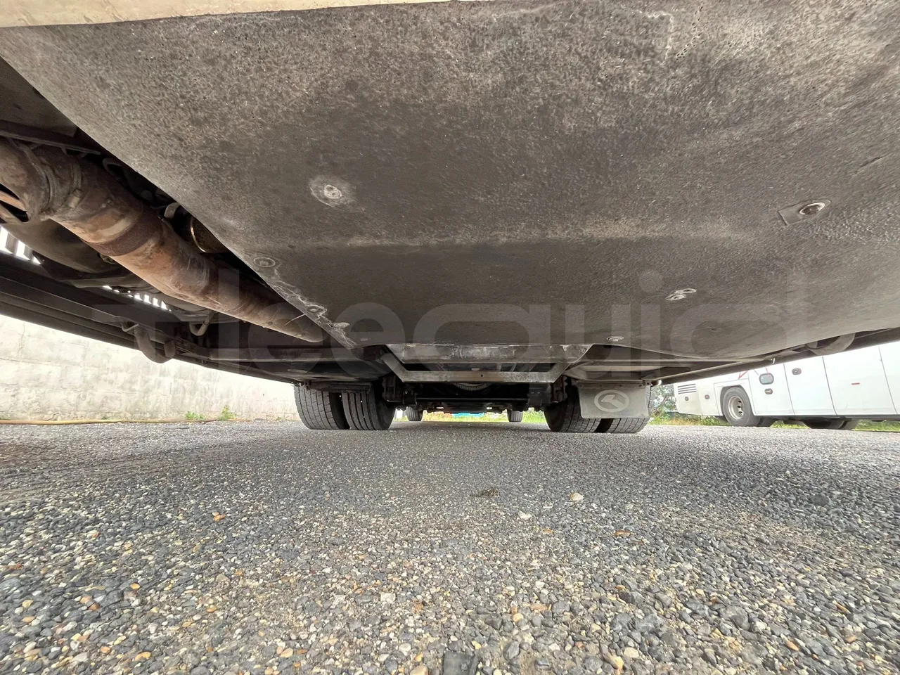 King Long XMQ6996 XMQ6996Y -EURO6 - 226kW -9,895 m - front undercarriage from front
