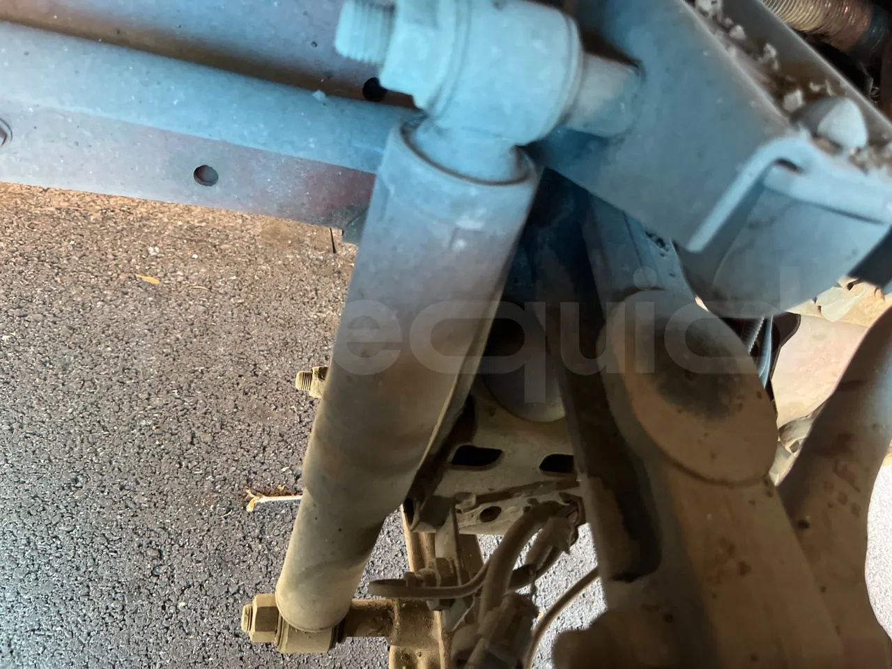 Iveco Daily A50C19/ Euro 4 - 100 Kw - 7,028 Mt - front shock absorbers right