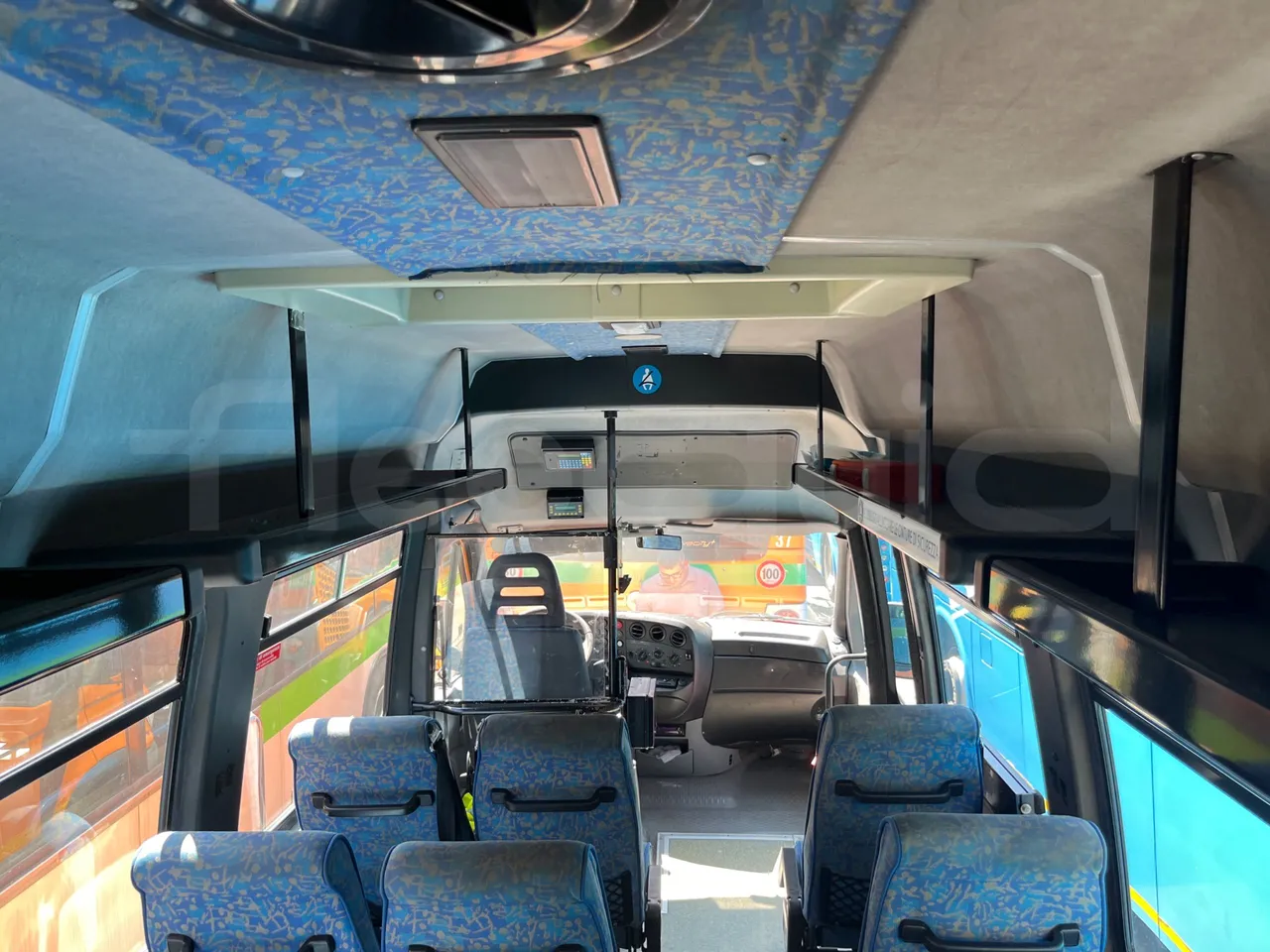 Iveco Daily A50C19/ Euro 4 - 100 Kw - 7,028 Mt - overhead compartments photo