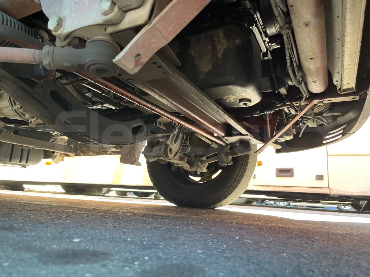 Iveco Daily A50C19/ Euro 4 - 100 Kw - 7,028 Mt - front axle left side