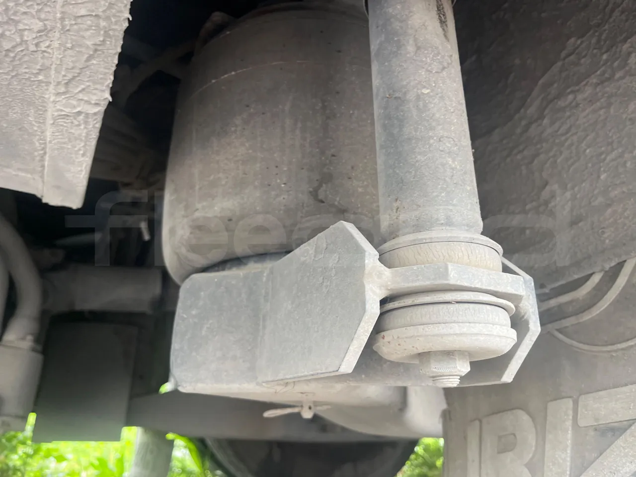 Scania 12B4X2 K340IB4X2 - Euro4 - 250kW - 12.200 mt - axle 2 shock absorbers 1 right