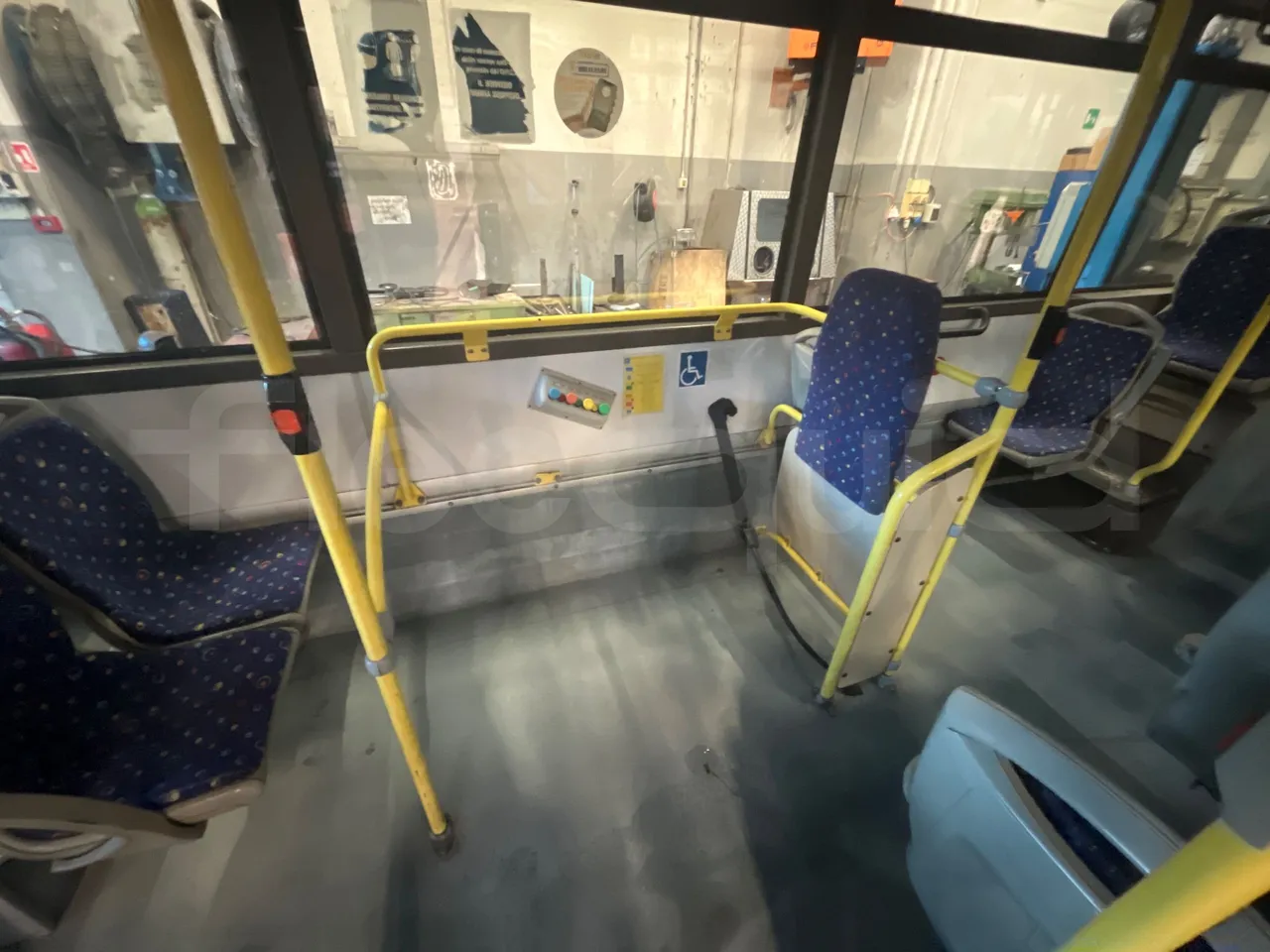 Irisbus Citelis PS09D1 PS09D1-98 - Euro5 - 213kW - 11.990mt - disabled area photo