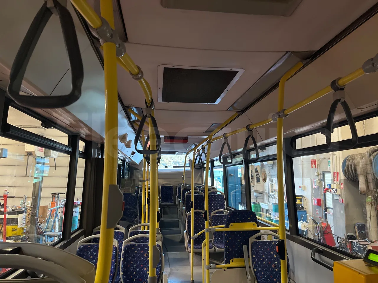 Irisbus Citelis PS09D1 PS09D1-98 - Euro5 - 213kW - 11.990mt - handrails photo