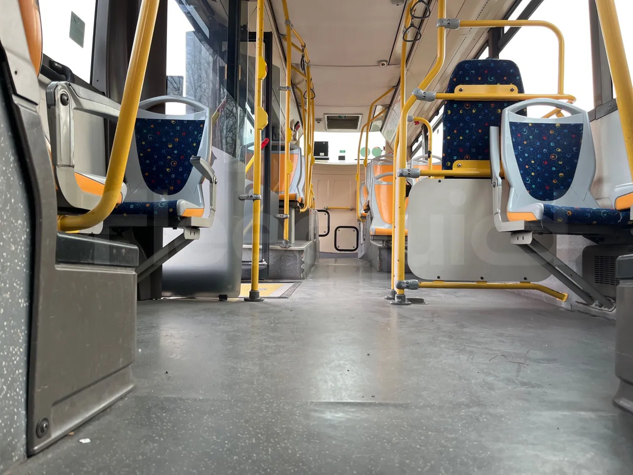 Irisbus Citelis PS09D1 PS09D1-98  - Euro5 - 213kW - 11.990mt - seat brackets photo