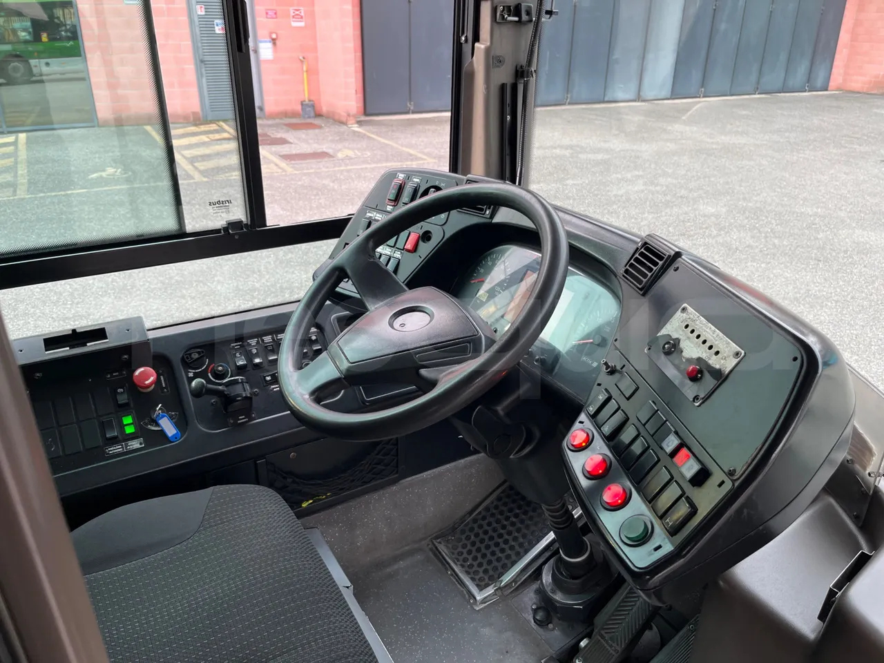 Irisbus Citelis PS09D1 PS09D1-98  - Euro5 - 213kW - 11.990mt - buttons panels on