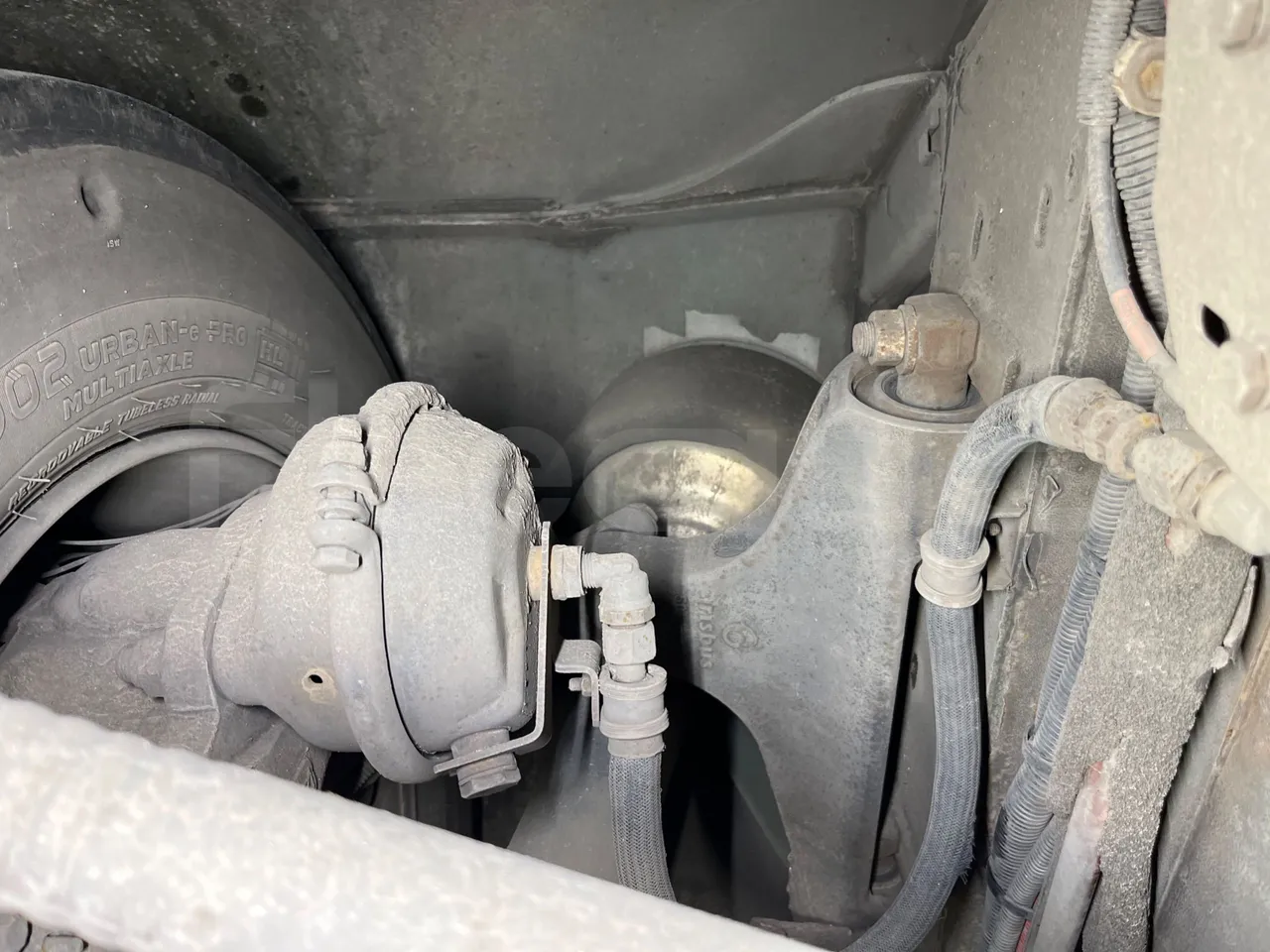 Irisbus Citelis PS09D1 PS09D1-98  - Euro5 - 213kW - 11.990mt - front air springs right