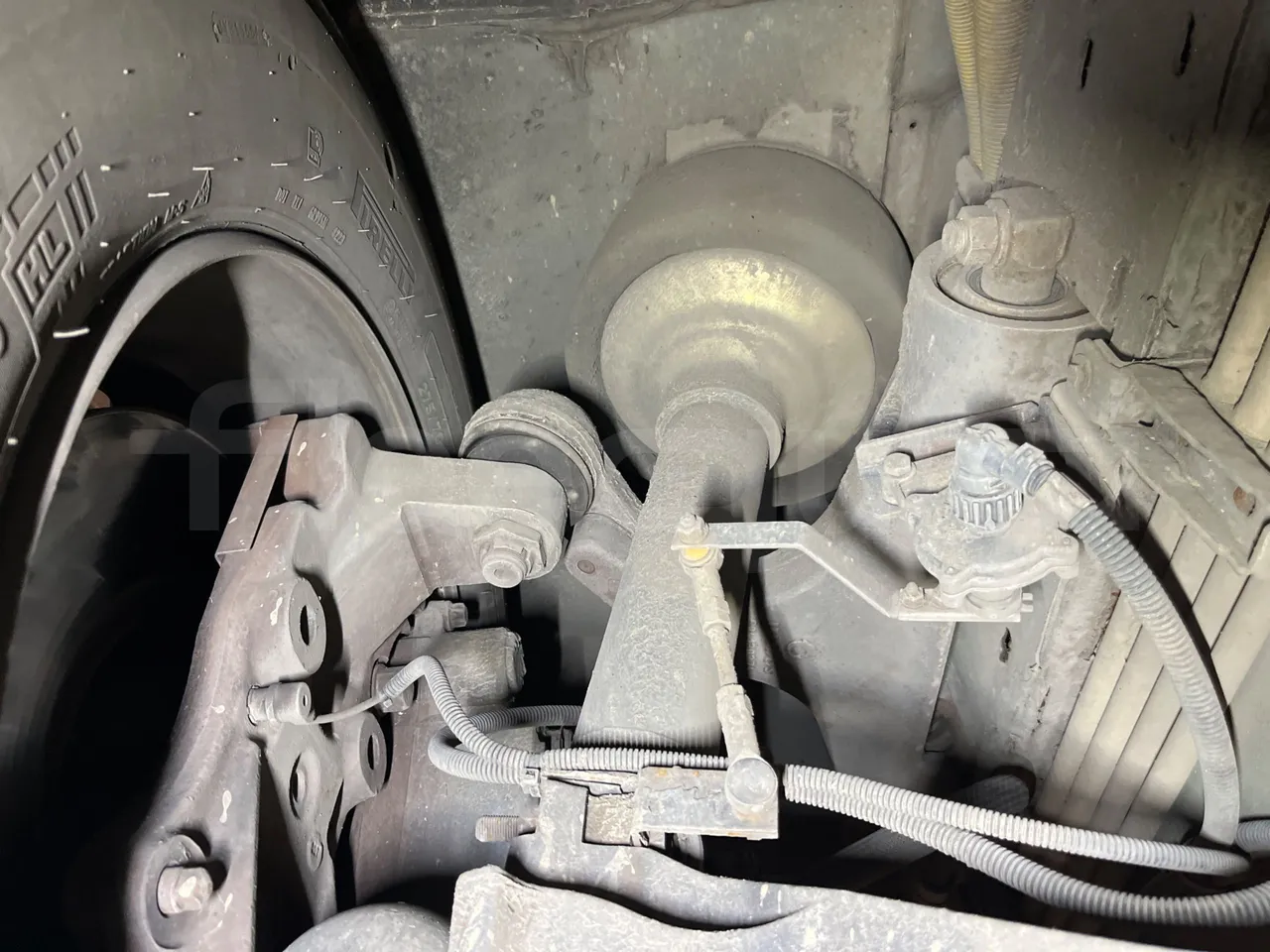 Irisbus Citelis PS09D1 PS09D1-98  - Euro5 - 213kW - 11.990mt - front shock absorbers left