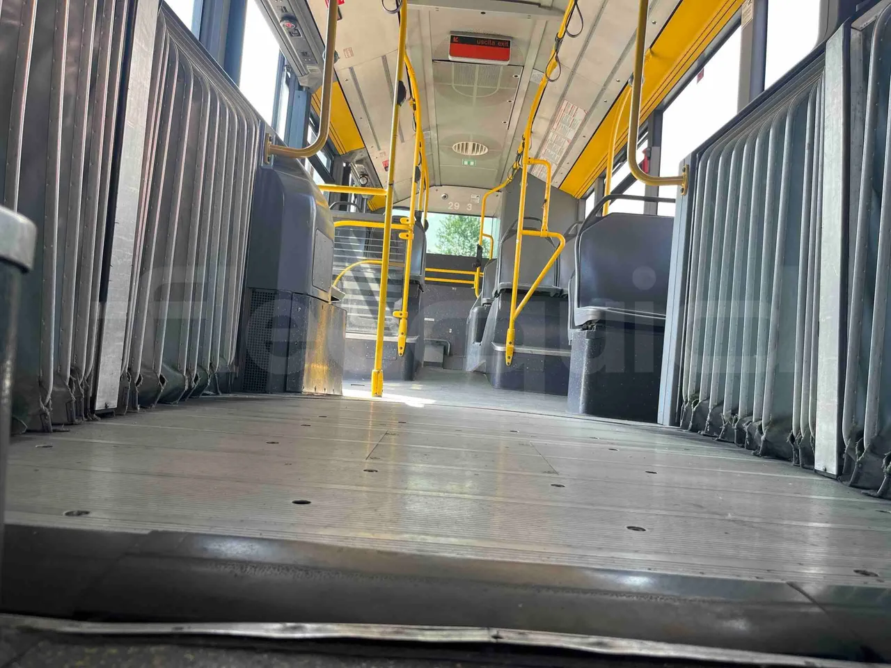 Mercedes-Benz Citaro G - seat brackets photo
