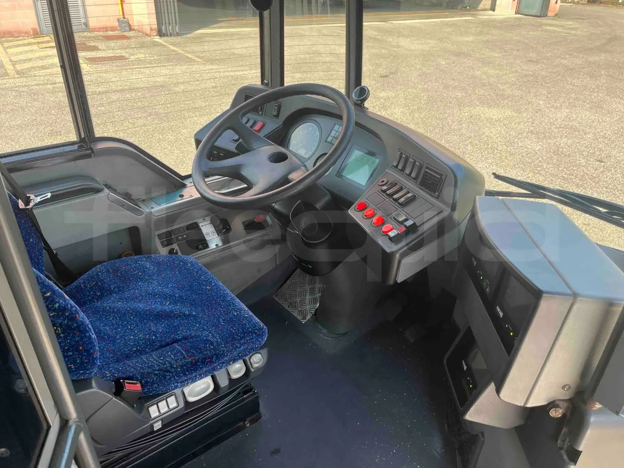 Mercedes-Benz Citaro G - buttons panels on