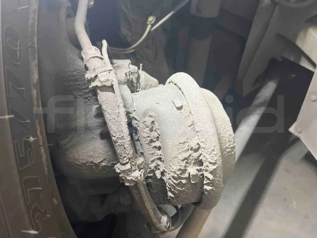 Mercedes-Benz Citaro G - front brake calipers right