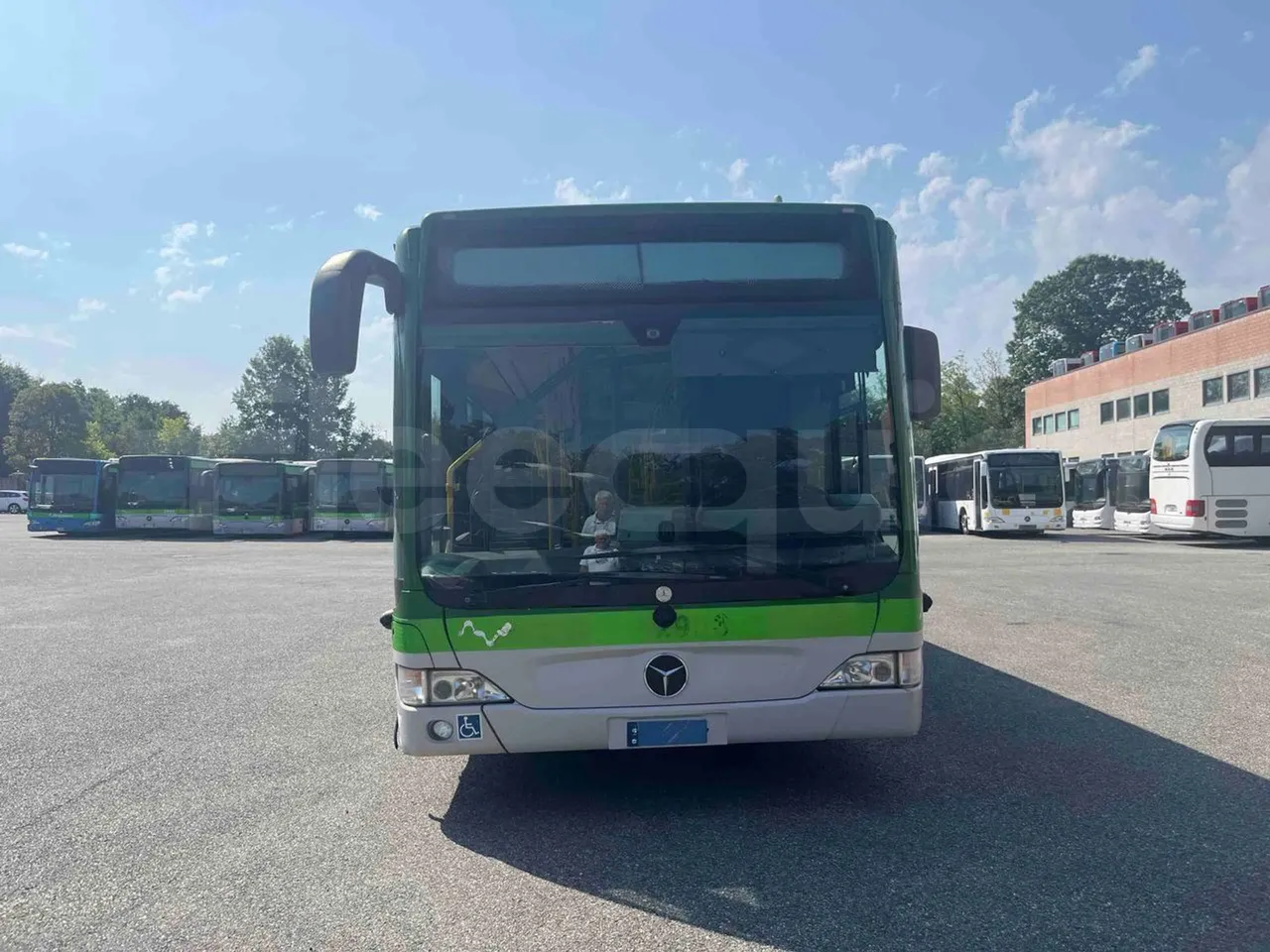 Mercedes-Benz Citaro G - front photo