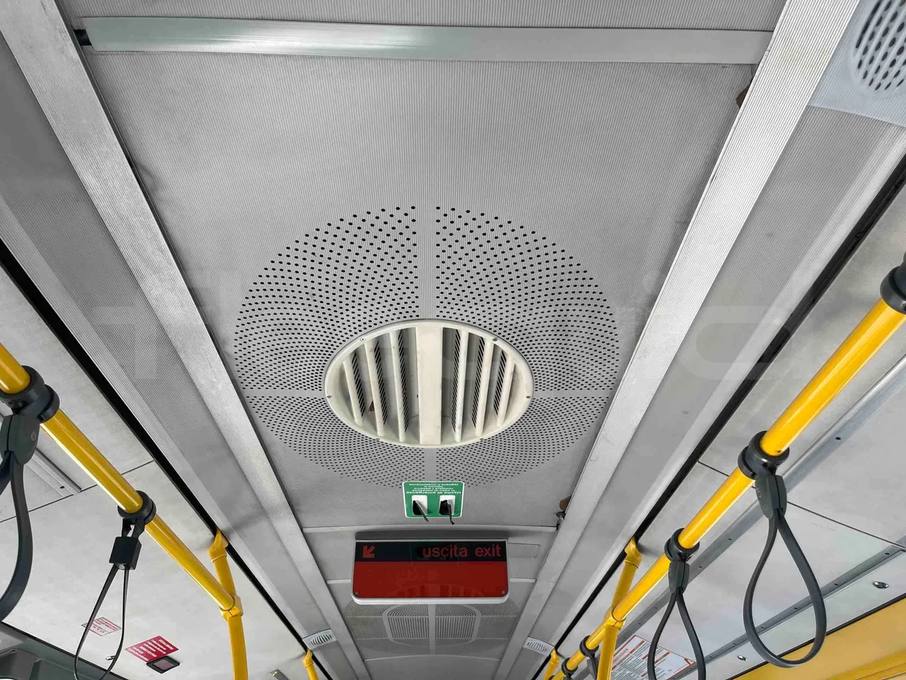 Mercedes-Benz Citaro G - roof hatch 2