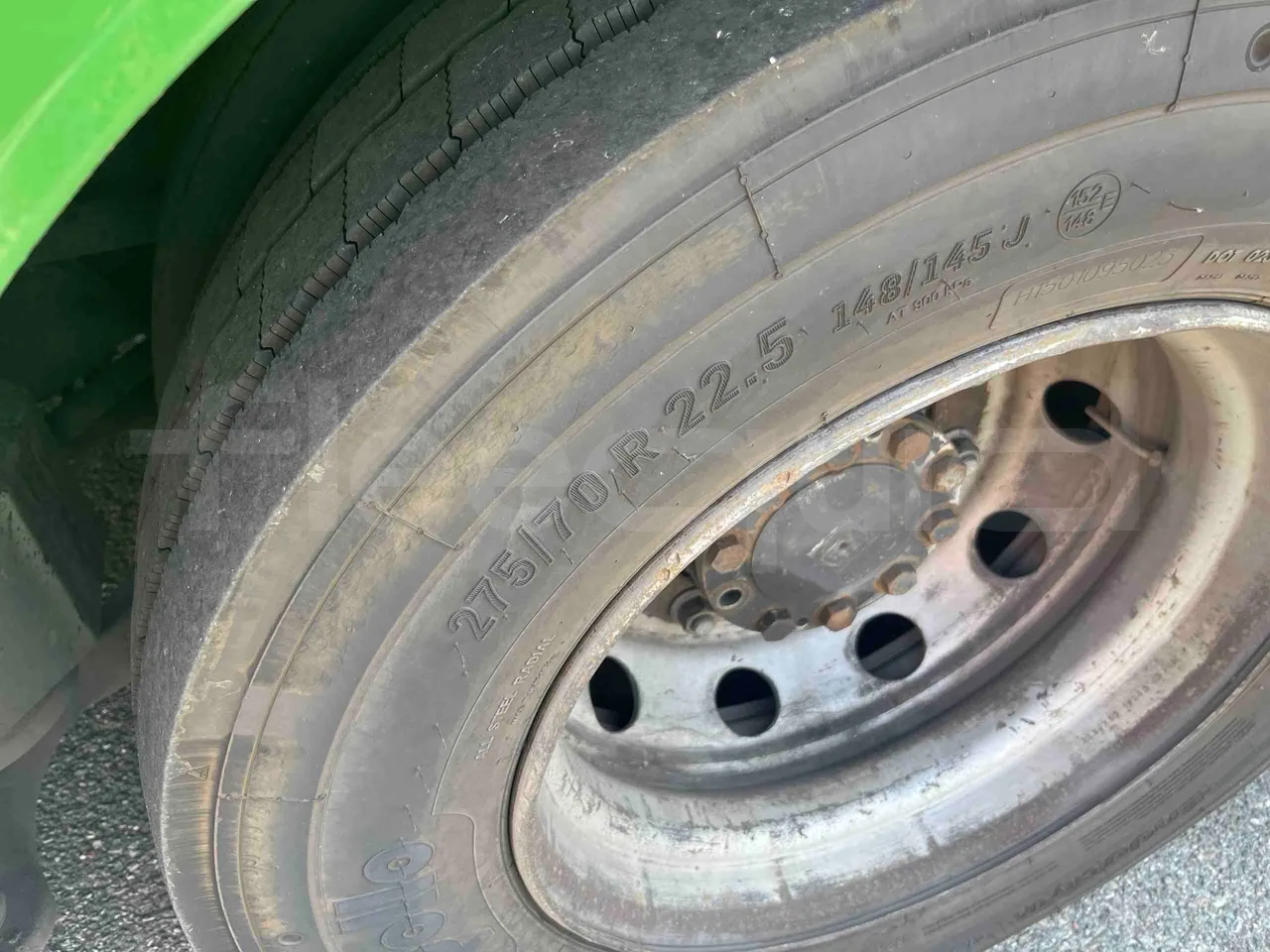 Mercedes-Benz Citaro G - tread condition second axle tires left