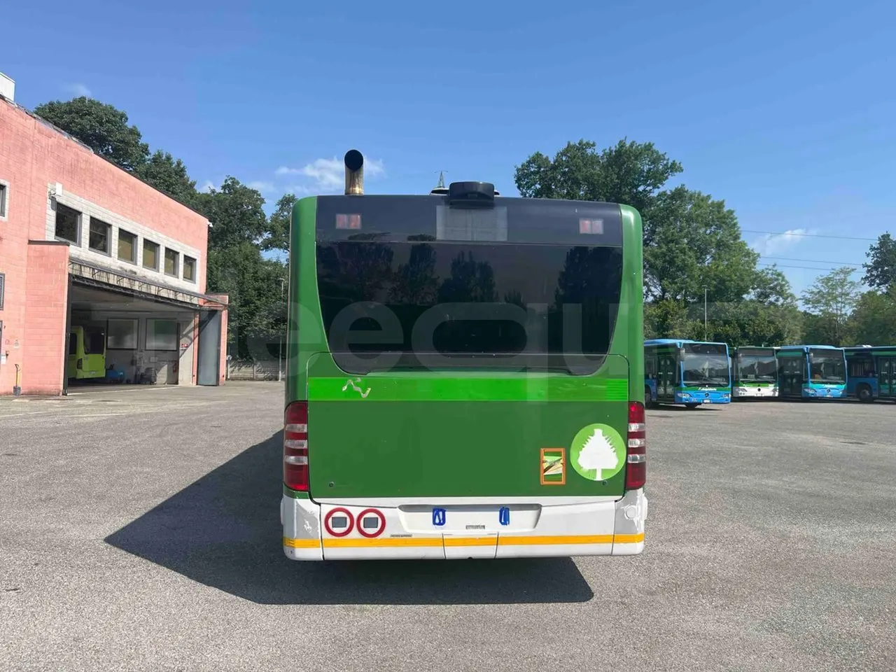 Mercedes-Benz Citaro G - rear hatch closed