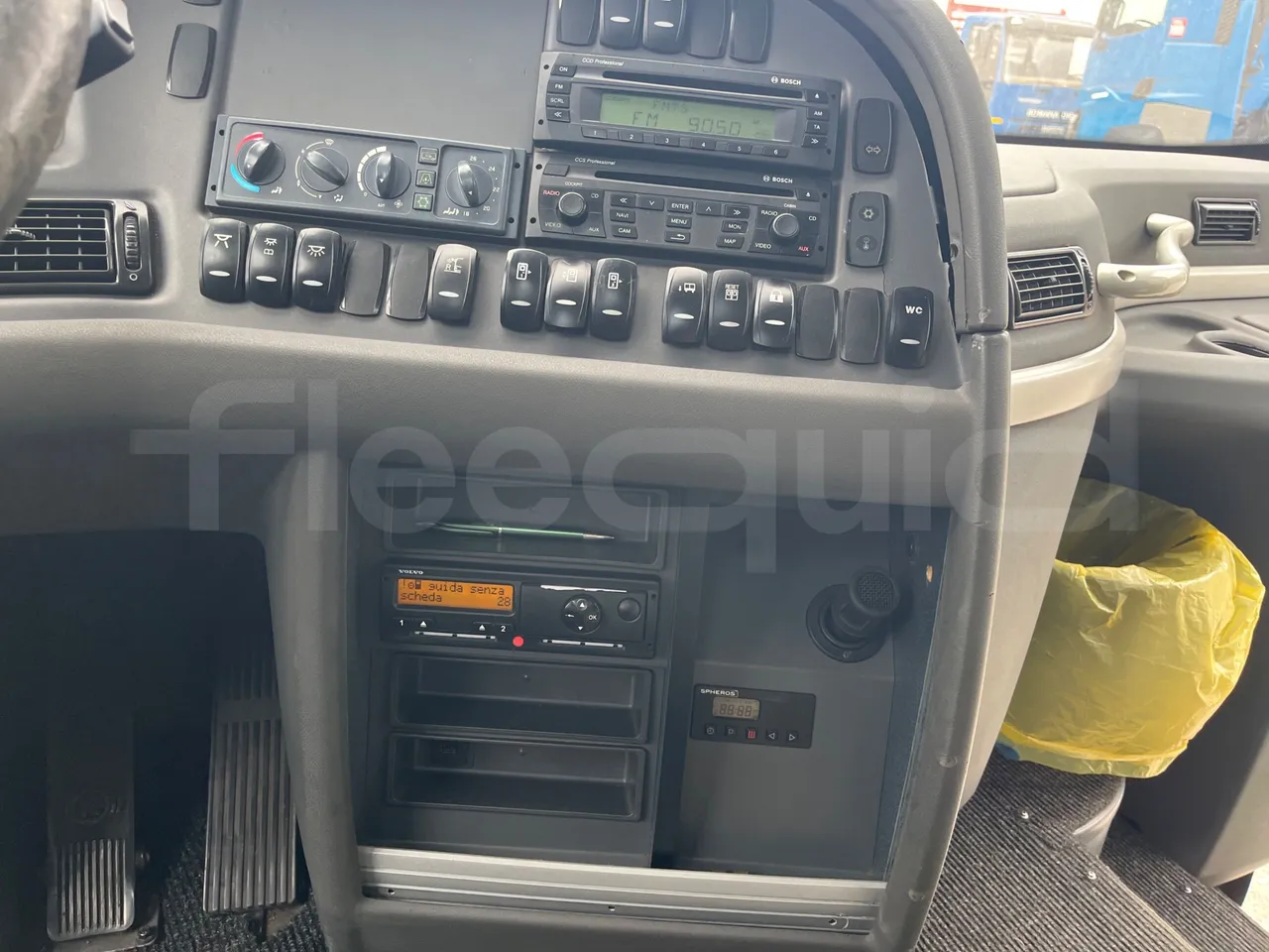 Volvo 9700 B4SC  - Euro6 - 323kW - 12.300mt - onboard devices 2