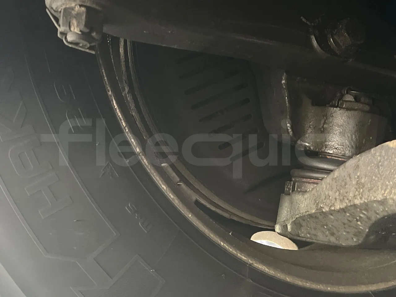 Volvo 9700 B4SC  - Euro6 - 323kW - 12.300mt - front discs right