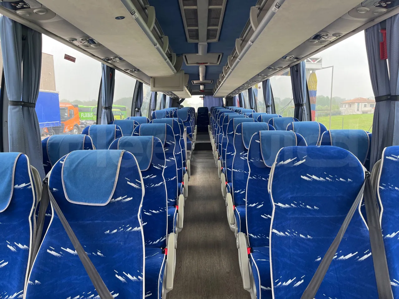 Volvo 9700 B4SC  - Euro6 - 323kW - 12.300mt - handrails photo