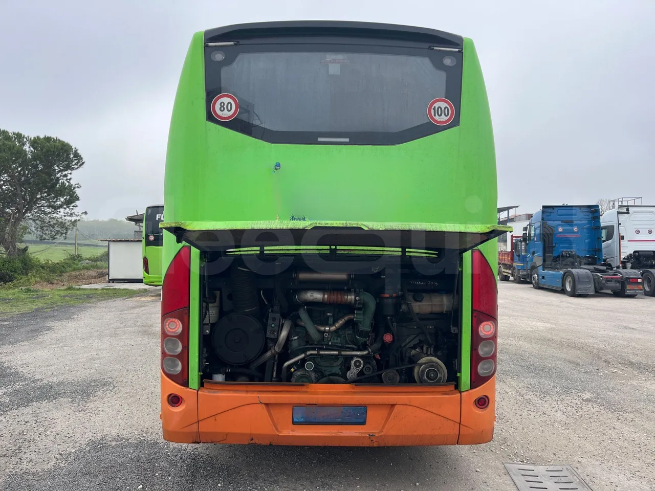 Volvo 9700 B4SC  - Euro6 - 323kW - 12.300mt - rear hatch open