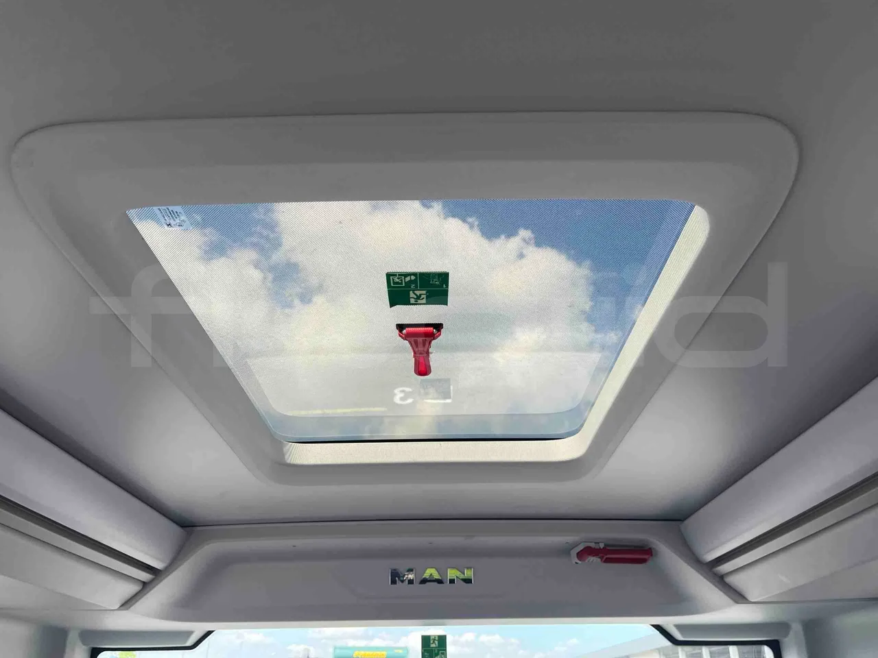 Man Lion's Intercity - roof hatch 1