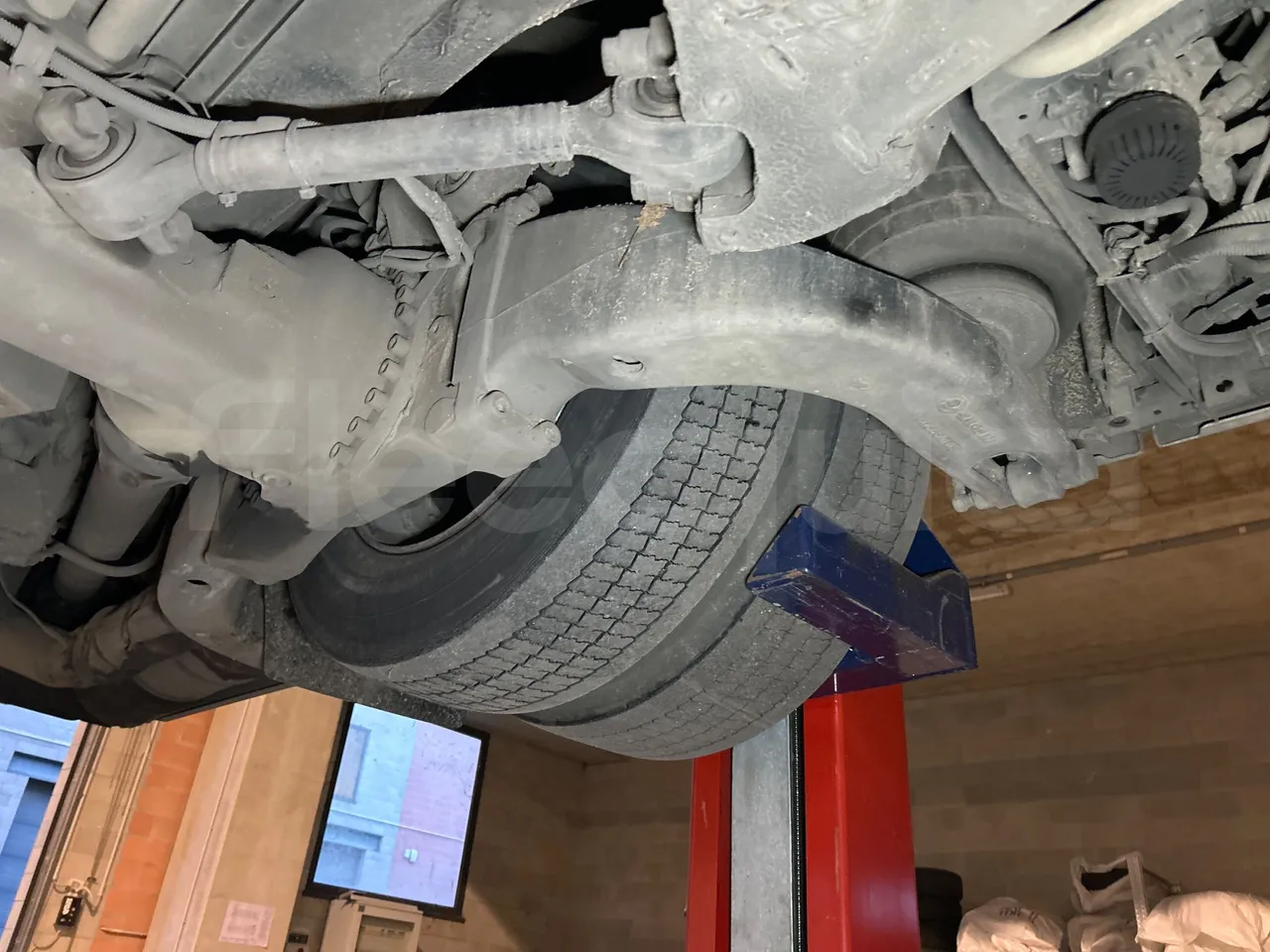 Irisbus Citelis PS09D1 PS09D1-98  - Euro5 - 213kW - 11.990mt - axel 3  discs right