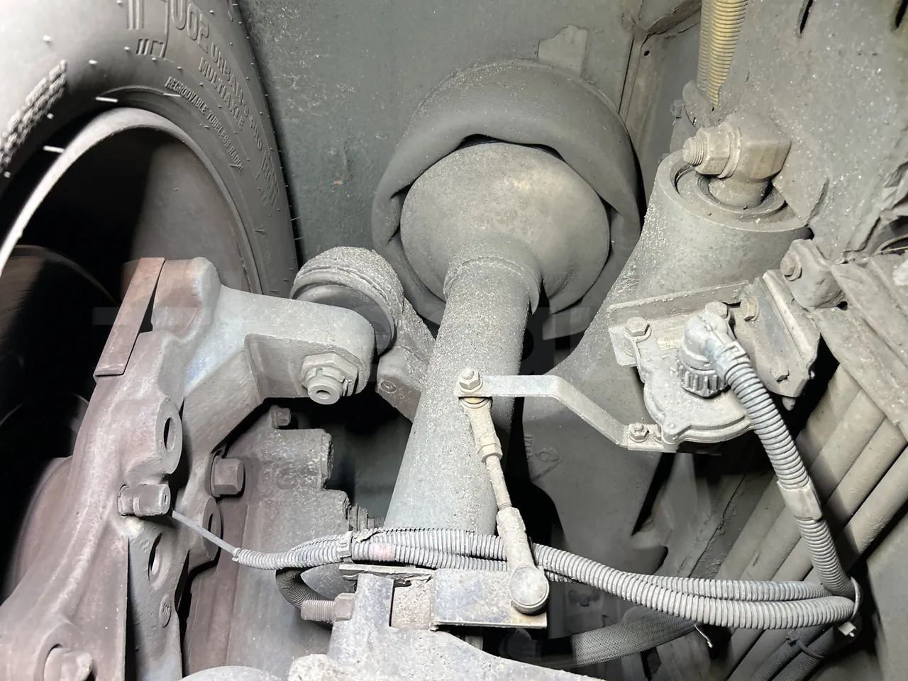 Irisbus Citelis PS09D1 PS09D1-98  - Euro5 - 213kW - 11.990mt - front shock absorbers left