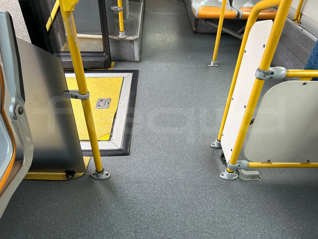 Irisbus Citelis PS09D1 PS09D1-98  - Euro5 - 213kW - 11.990mt - handrails photo