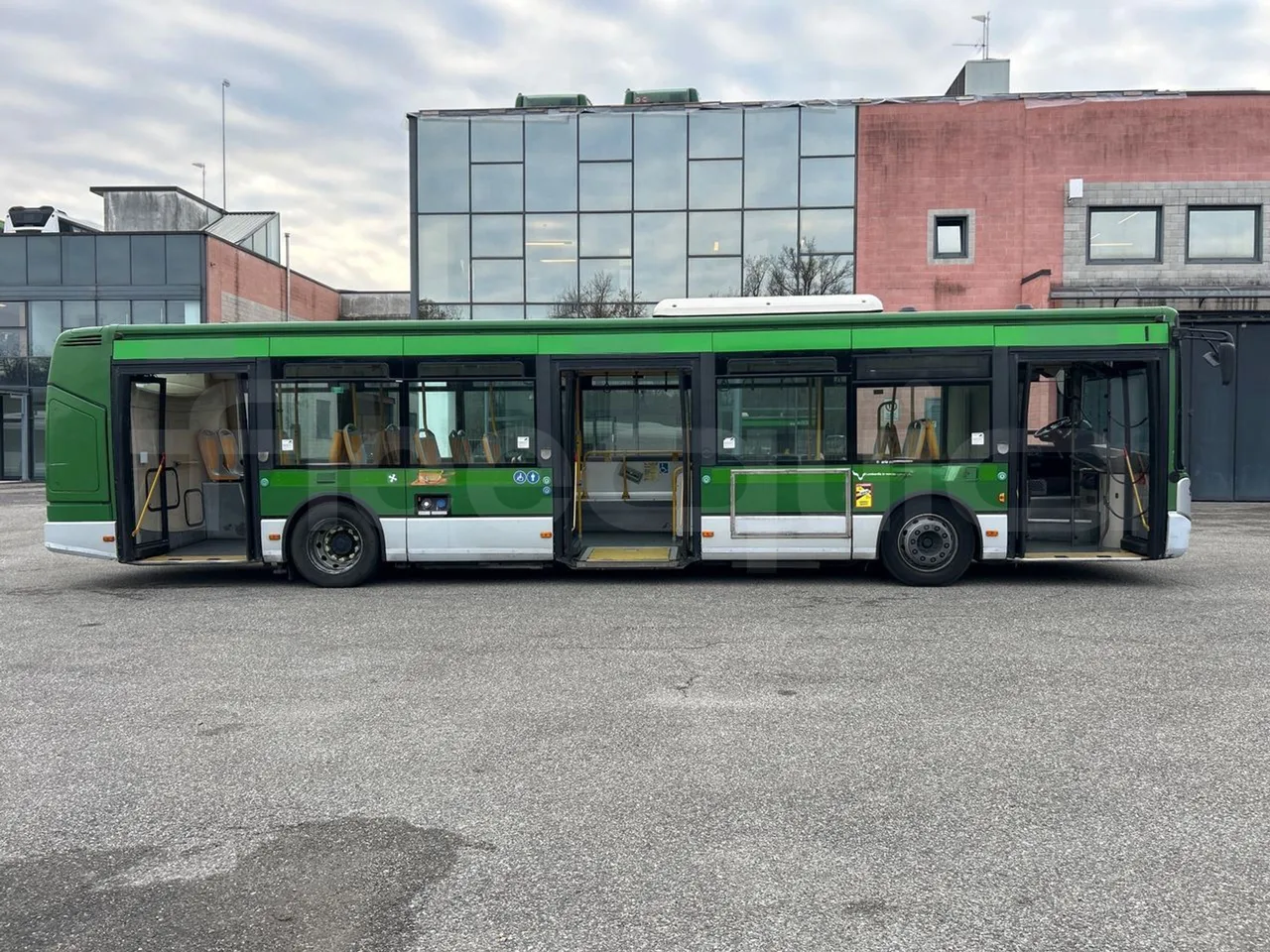 Irisbus Citelis PS09D1 PS09D1-98  - Euro5 - 213kW - 11.990mt - right side doors open