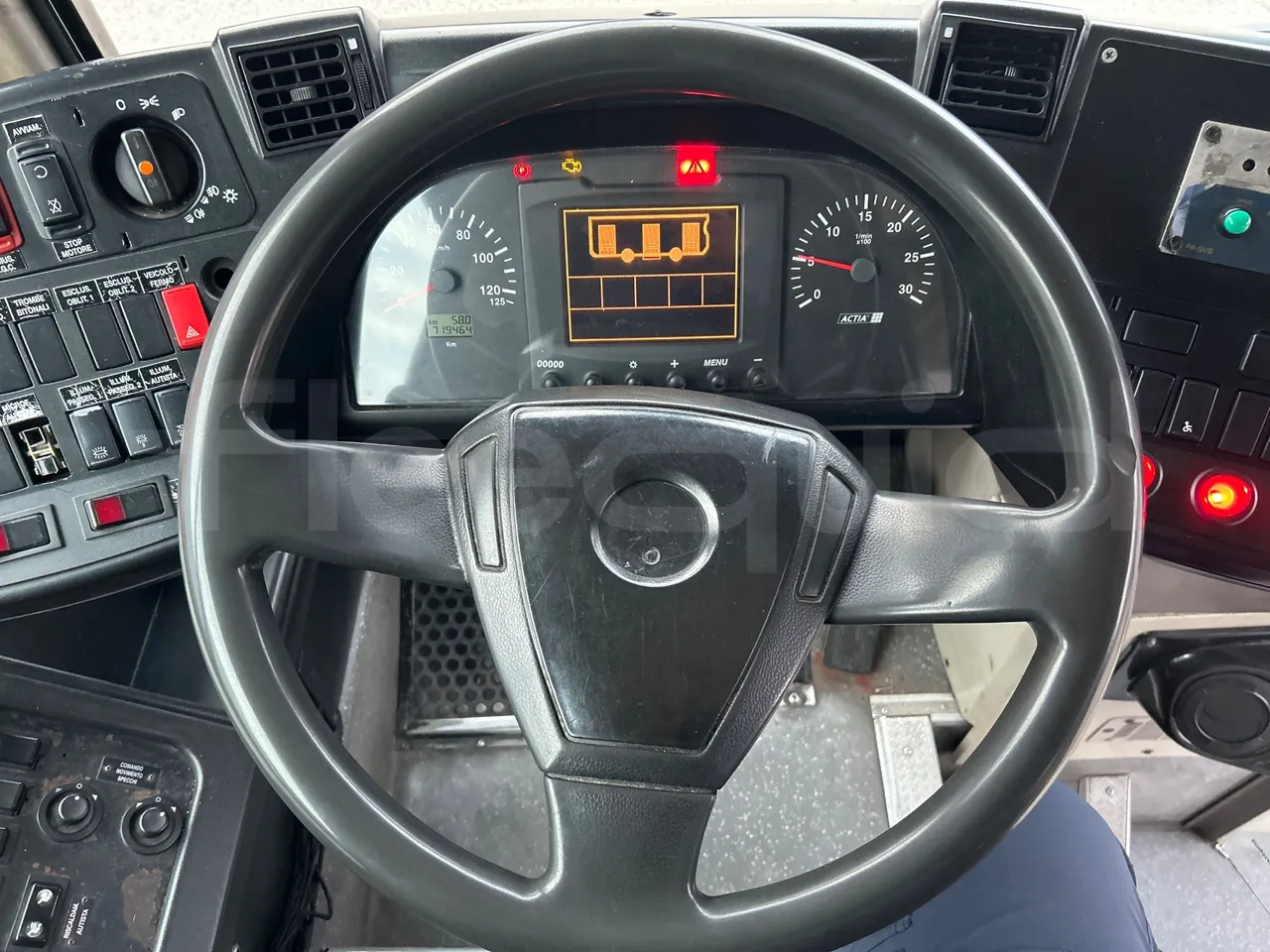 Irisbus Citelis PS09D1 PS09D1-98  - Euro5 - 213kW - 11.990mt - steering wheel photo